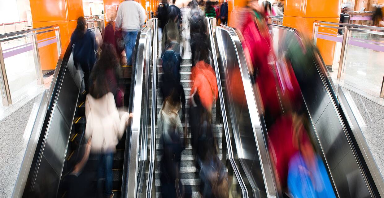 Beware of the Mobs: How to Stay Safe on Black Friday