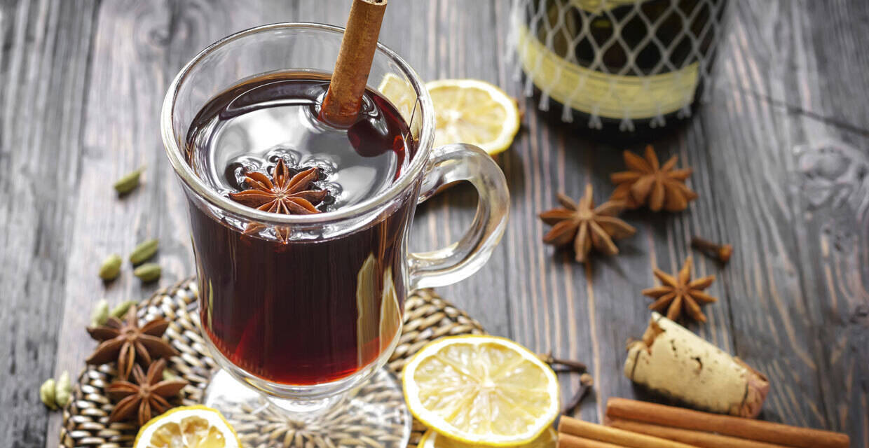 6 Types of Heart-Healthy Holiday Beverages