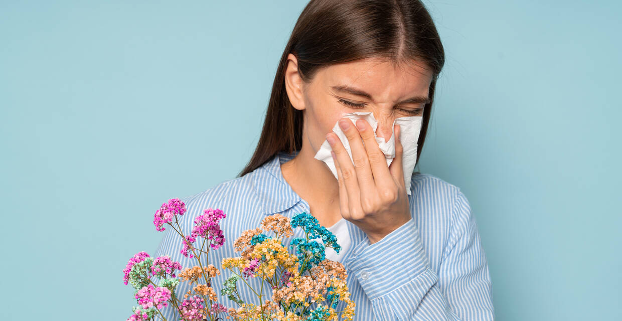 17 Best Natural Medicines to Stop Allergies