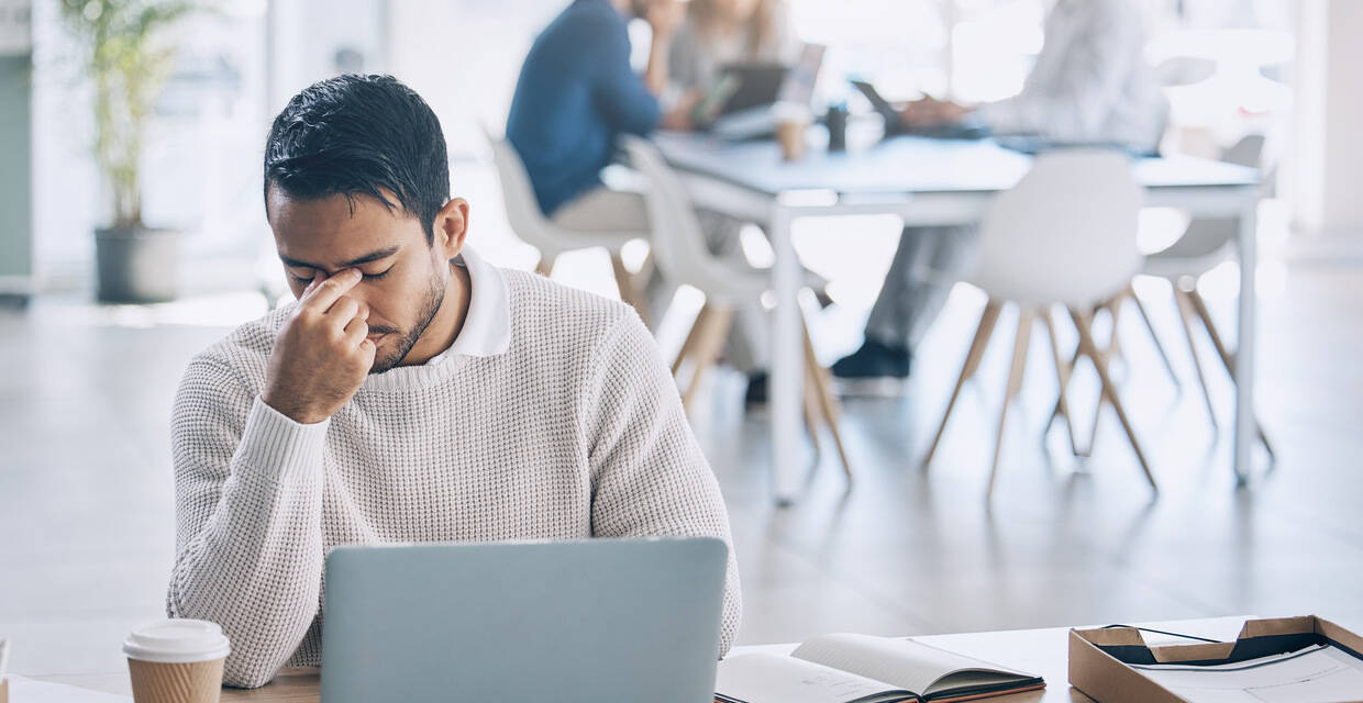 Signs of Workplace Burnout and How to Deal With It