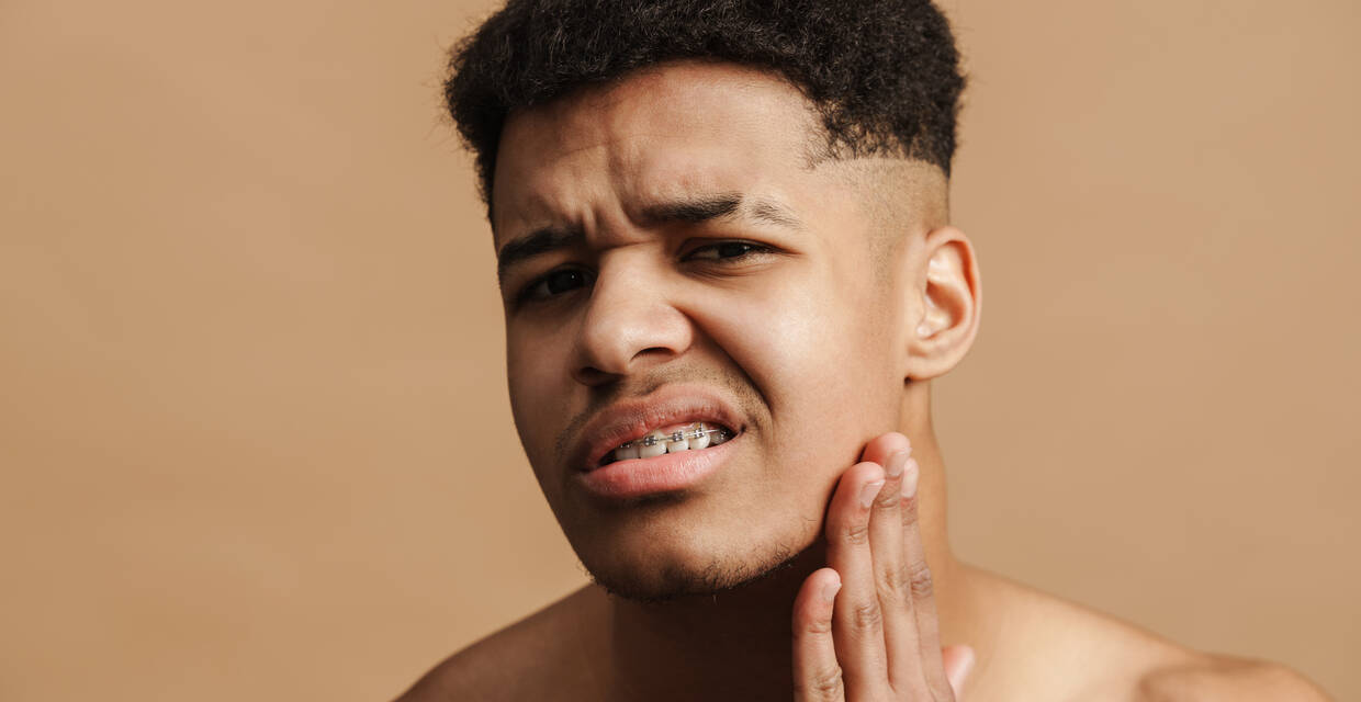 Jaw Pain: What Is It, Causes and Symptoms