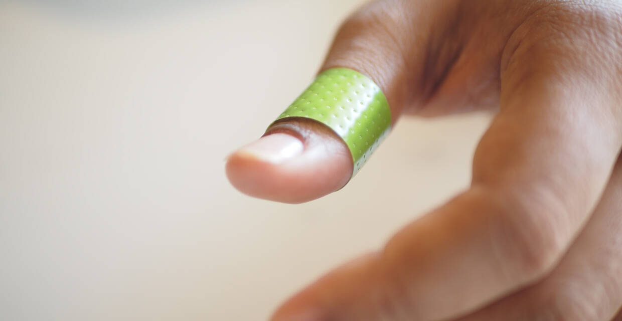 Treating a Cut Finger, Should You See a Doctor?