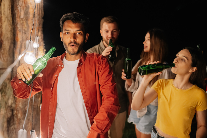 Alcohol poisoning: When should you go to the hospital?